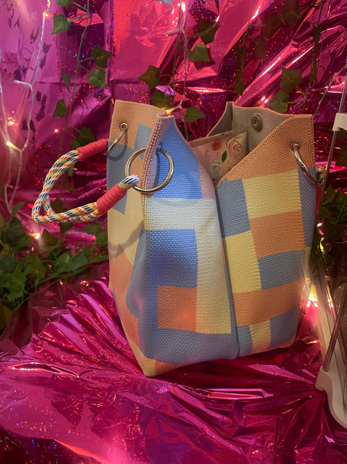 Color block beauty tote
