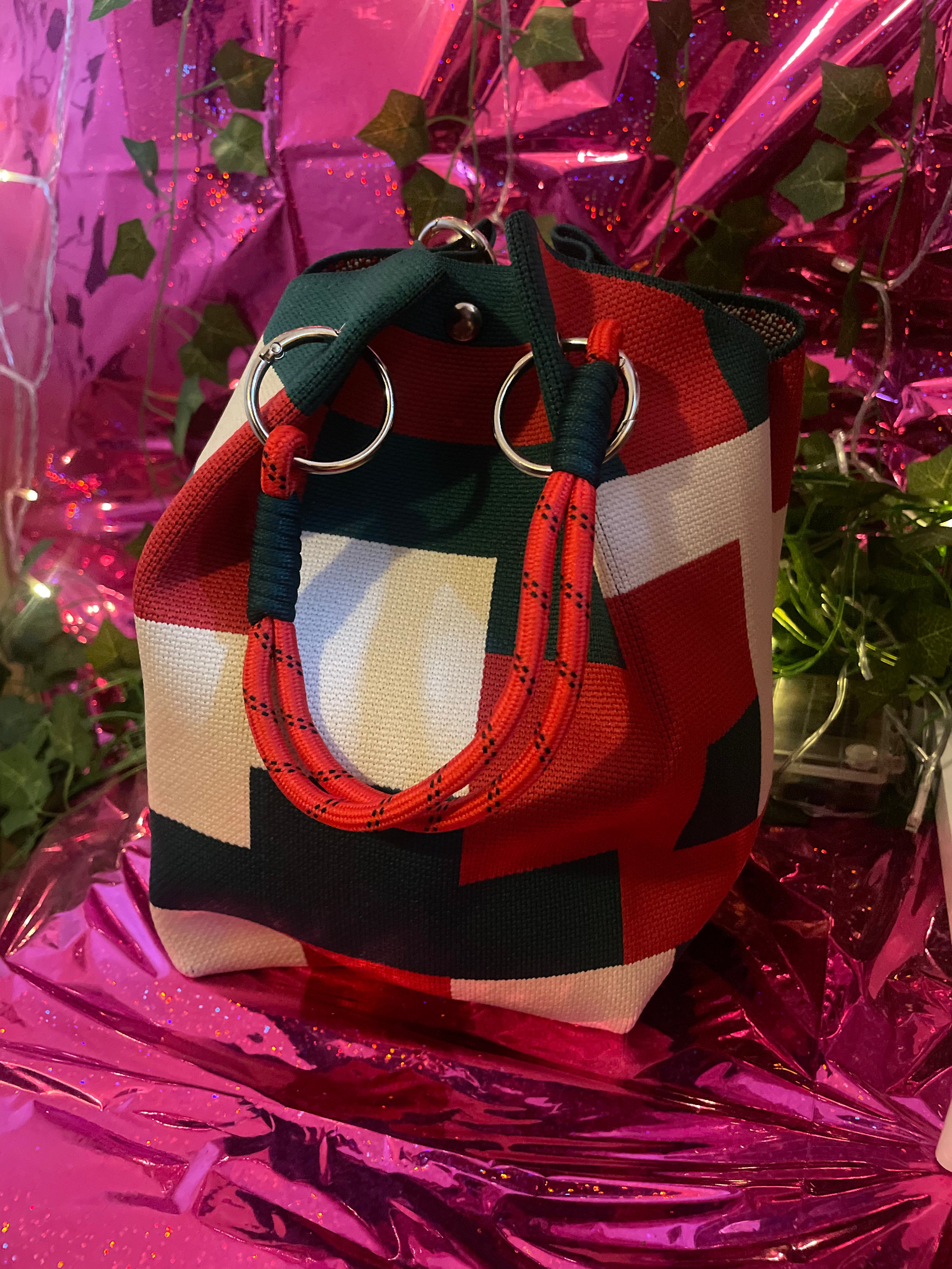 Color block beauty tote